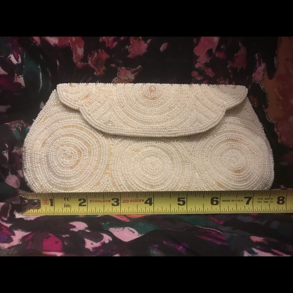 40's/50's Vintage Beaded Purse; Mirror; Makeup Bag - Picture 4 of 8